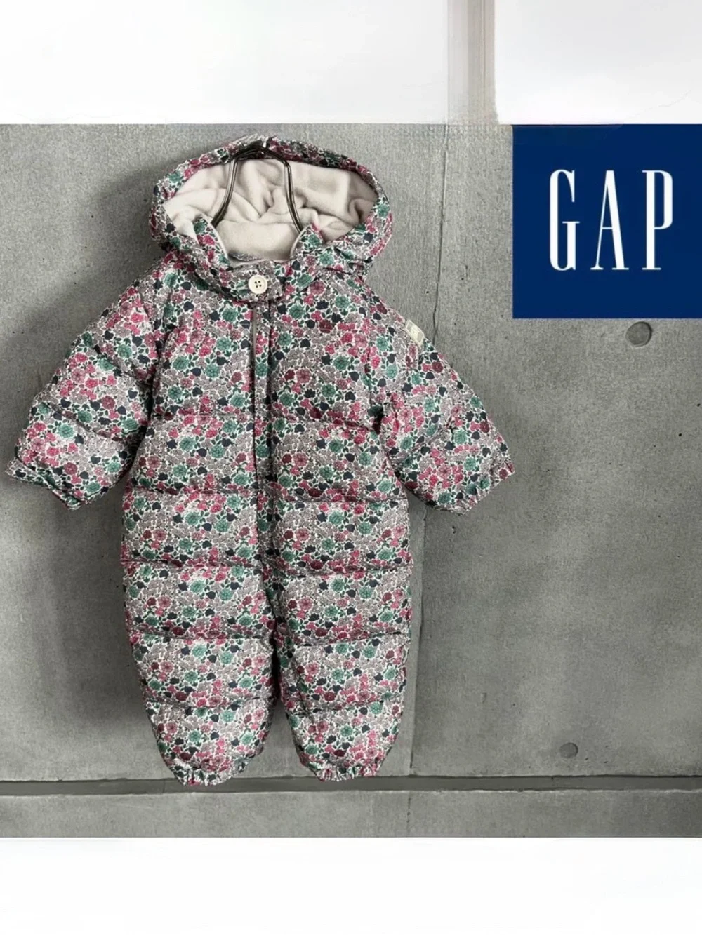 Baby GAP Girls Snowsuit Floral Hooded One-Piece Pink & Green Size 0-6 Months